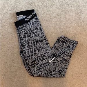 Nike pro leggings